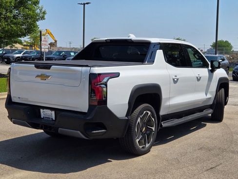 New 2026 Chevrolet Silverado EV LT image 10