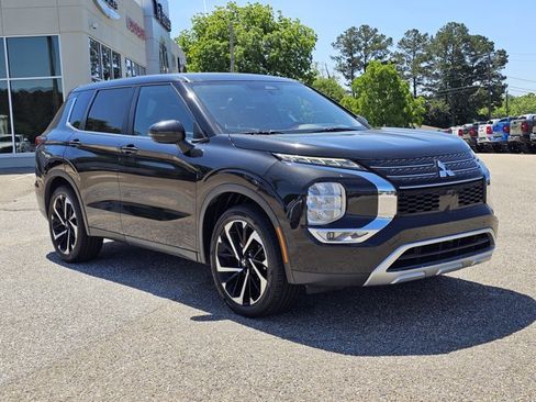 Used 2022 Mitsubishi Outlander SE FWD image 5