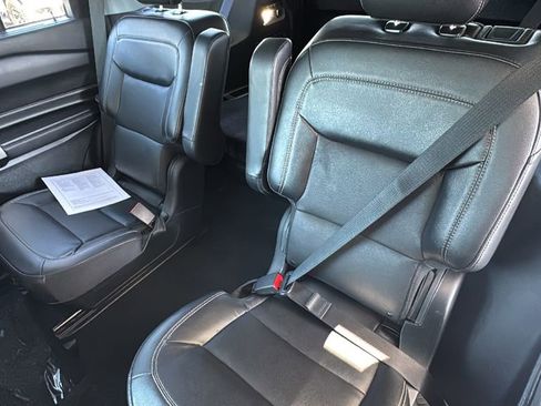 Certified 2023 Ford Explorer Limited w/ Limited Technology Package RWD image 23
