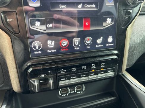 Used 2021 RAM 3500 Laramie AWD/4WD image 22