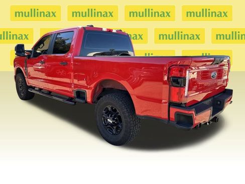 Used 2023 Ford F250 XL w/ STX Appearance Package image 3