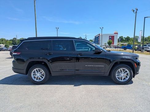 New 2026 Jeep Grand Cherokee L Laredo w/ Trailer Tow Package AWD/4WD image 2