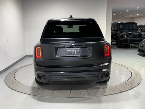 Used 2021 Rolls-Royce Cullinan image 19