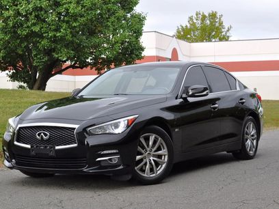 Used 2017 INFINITI Q50 2.0t w/ Moonroof Package