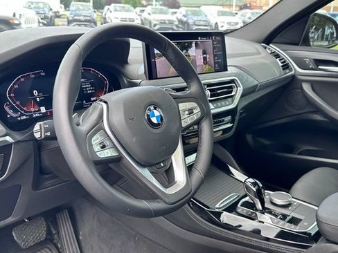 Used 2024 BMW X4 xDrive30i w/ Premium Package AWD/4WD image 18