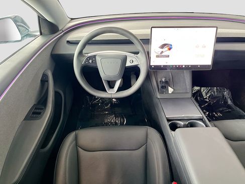 Used 2025 Tesla Model 3 Long Range RWD image 23