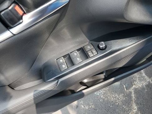 Used 2019 Toyota Camry XSE w/ Navigation Package FWD image 21