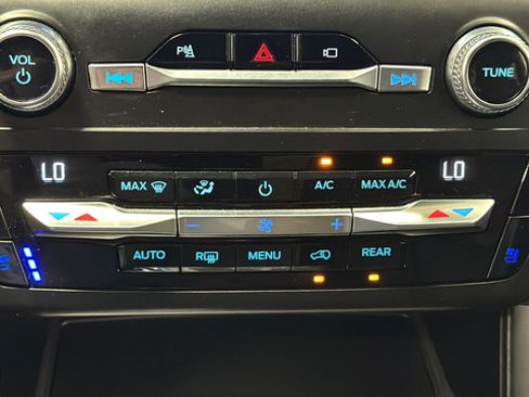 Used 2020 Ford Explorer ST w/ Premium Technology Package AWD/4WD image 18