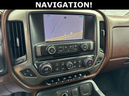 Used 2015 Chevrolet Silverado 2500 High Country w/ Duramax Plus Package image 18