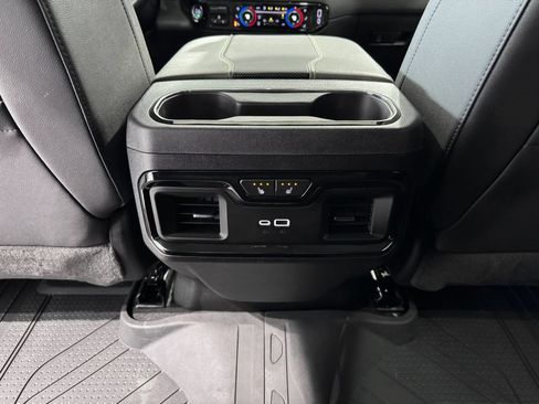 Certified 2024 Chevrolet Silverado 2500 ZR2 w/ Technology Package AWD/4WD image 29