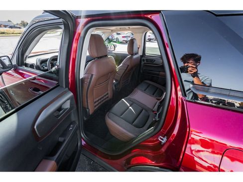 New 2025 Ford Bronco Sport Outer Banks w/ Outer Banks Tech Package+ AWD/4WD image 24