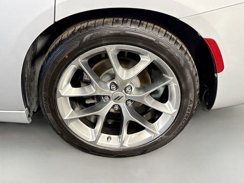 Used 2020 Dodge Charger SXT w/ Plus Group image 37