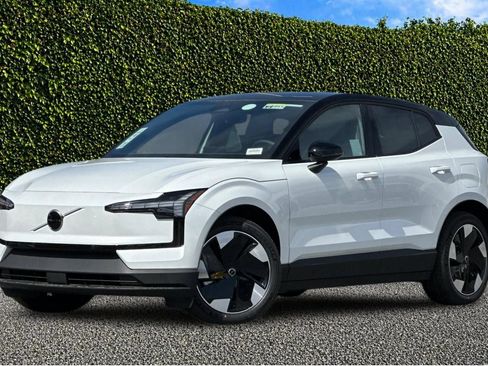 New 2026 Volvo EX30 Plus w/ Climate Package AWD/4WD image 2