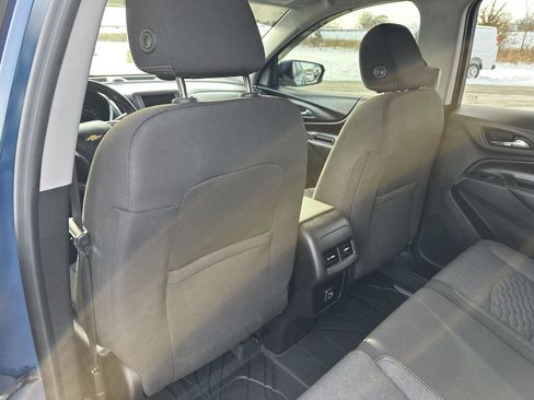 Used 2020 Chevrolet Equinox LT w/ Driver Convenience Package image 15