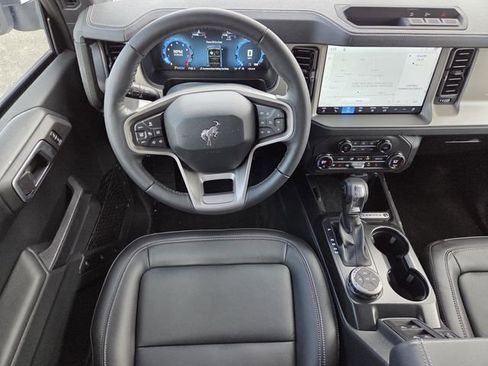 New 2026 Ford Bronco Outer Banks AWD/4WD image 10