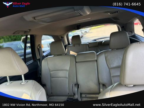 Used 2018 Honda Pilot Touring image 16