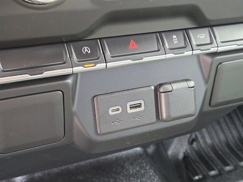 Used 2022 GMC Sierra 1500 Pro RWD image 25