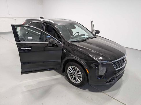 Certified 2024 Cadillac XT4 Premium Luxury w/ Cold Weather Package AWD/4WD image 16