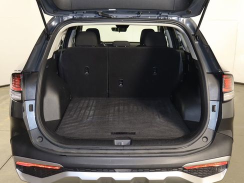 Used 2024 Kia Sportage LX image 18