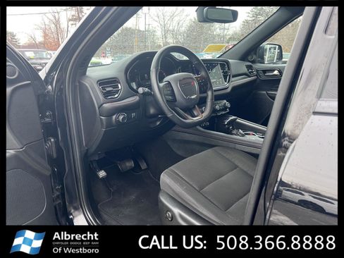 Used 2025 Dodge Durango GT AWD/4WD image 9