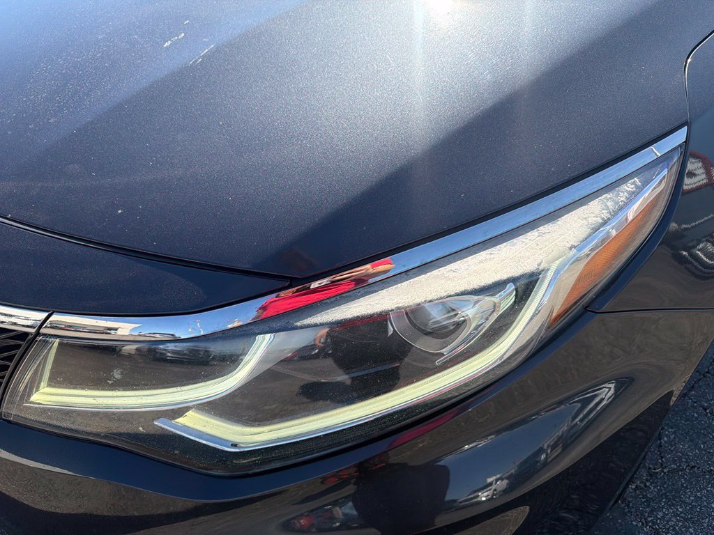 Used 2019 Kia Optima S FWD image 11