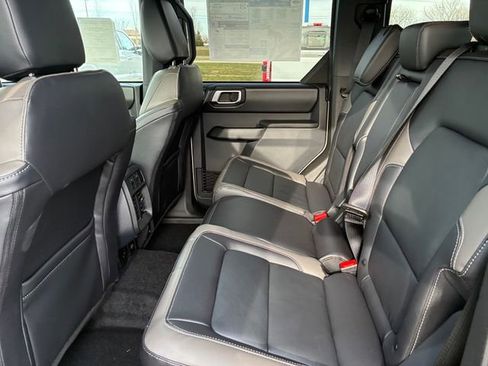 New 2025 Ford Bronco Outer Banks AWD/4WD image 13