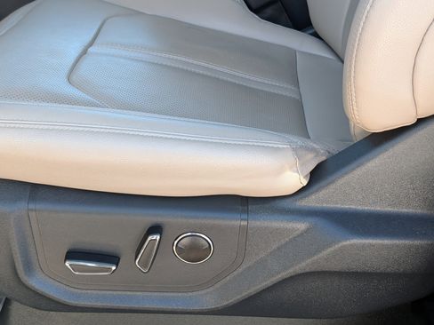 Used 2024 Ford Expedition Max Limited image 11