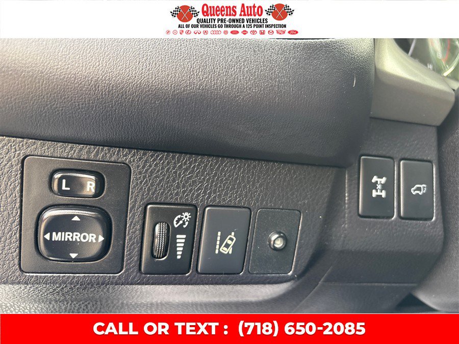 Used 2017 Toyota RAV4 Limited AWD/4WD image 52