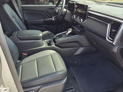 Certified 2024 GMC Canyon Elevation w/ Elevation Premium Package image 13