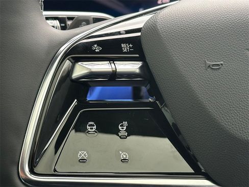 New 2026 Cadillac Optiq Sport 2 image 33