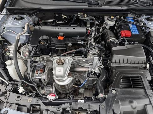 Used 2024 Honda Civic Sport image 33