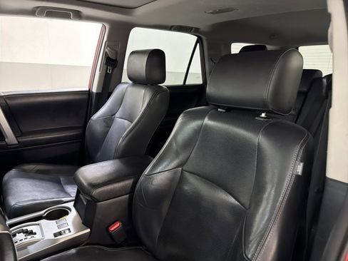 Used 2016 Toyota 4Runner Limited w/ Convenience Package AWD/4WD image 5