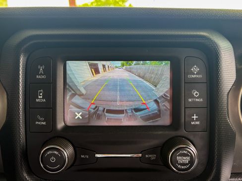 Used 2019 Jeep Wrangler Unlimited Sport AWD/4WD image 22