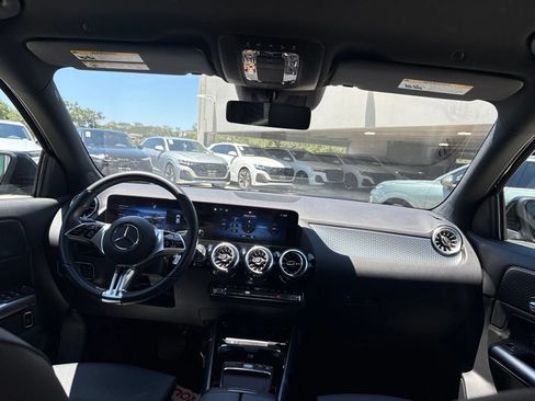 Used 2025 Mercedes-Benz GLA 250 image 18