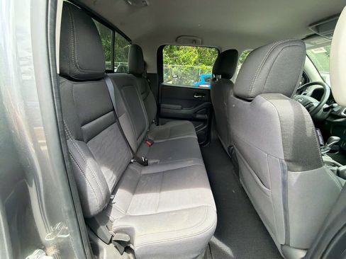 Used 2024 Nissan Frontier SV w/ SV Convenience Package RWD image 21