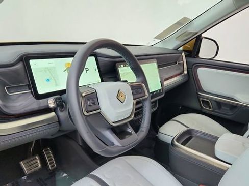 Used 2024 Rivian R1S Adventure image 19