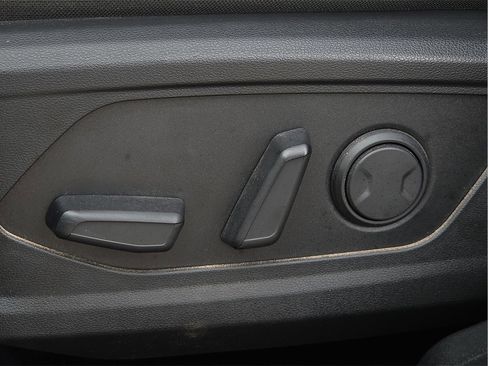 Used 2023 Hyundai Santa Cruz SEL Premium image 18