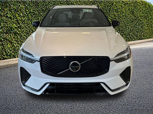 New 2026 Volvo XC60 B5 Plus w/ Protection Package Premier AWD/4WD image 9