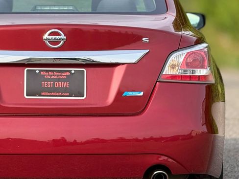 Used 2014 Nissan Altima 2.5 S FWD image 14