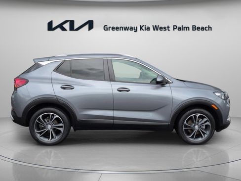 Used 2020 Buick Encore GX Select image 9