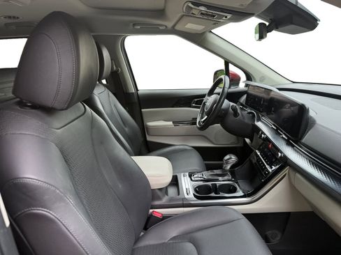 Used 2022 Kia Carnival SX Prestige FWD image 20