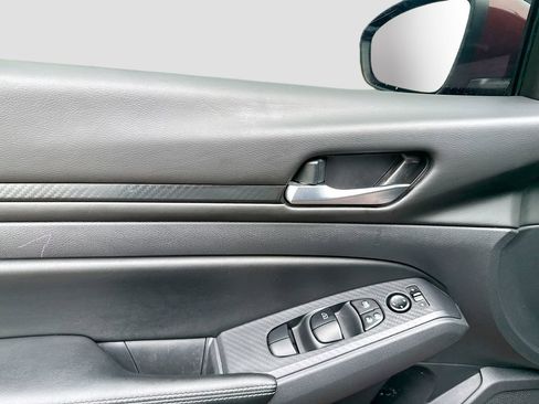 Used 2025 Nissan Altima 2.5 SV w/ SV Special Edition Package FWD image 9