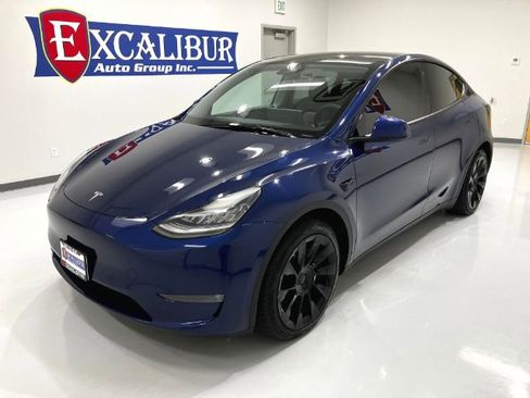 Used 2021 Tesla Model Y Long Range image 8