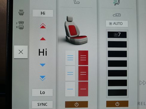 Used 2024 Land Rover Range Rover SE image 28