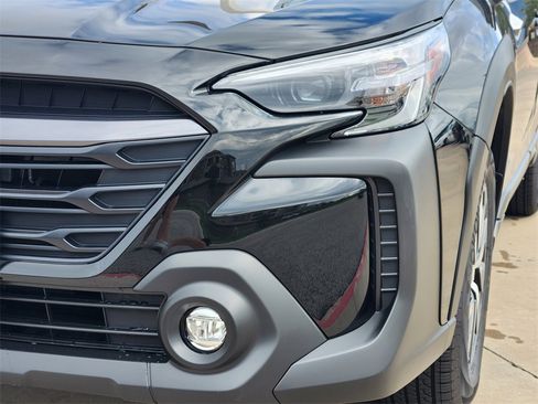 New 2025 Subaru Outback Premium image 5