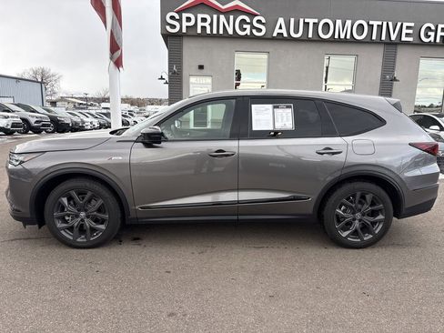 Used 2022 Acura MDX A-Spec image 2