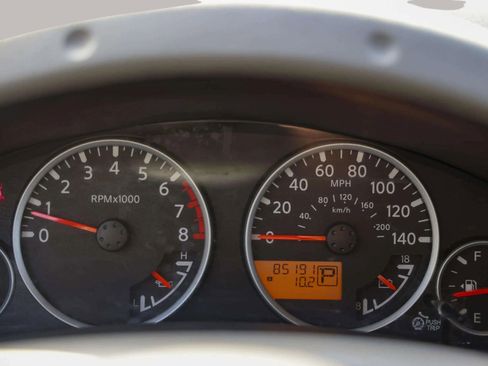 Used 2019 Nissan Frontier SL image 21