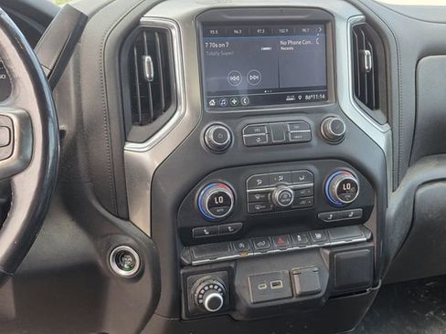 Used 2021 Chevrolet Silverado 1500 LT image 8