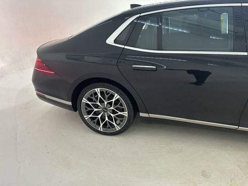Used 2023 Genesis G90 3.5T image 6