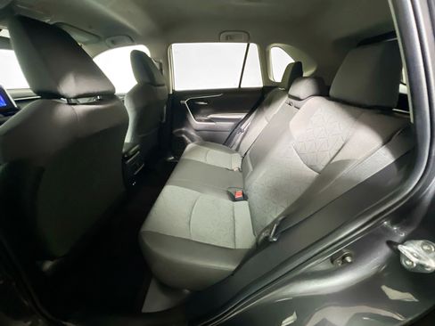 Used 2023 Toyota RAV4 XLE image 28